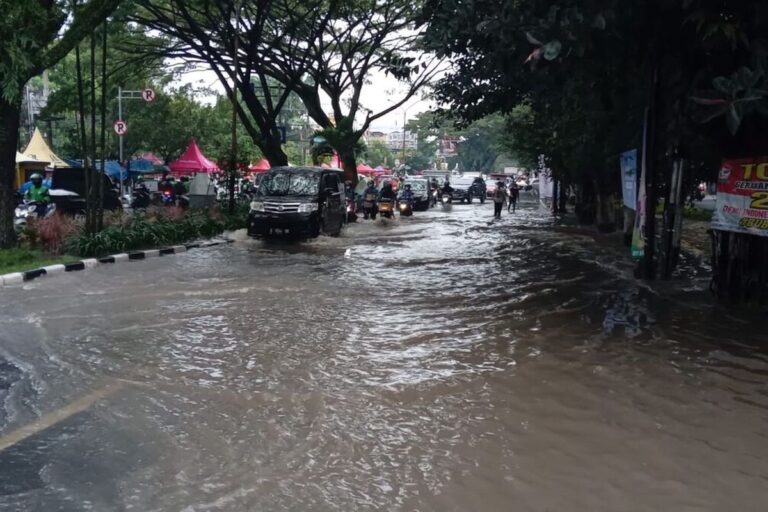 hujan