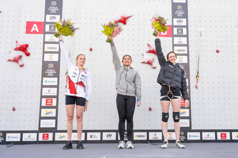 World_Climbing_FSC141126_pr